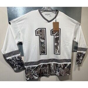 Broken Threads Premium Knit Hockey Jersey M White & Camo #11 Mesh New With Tags